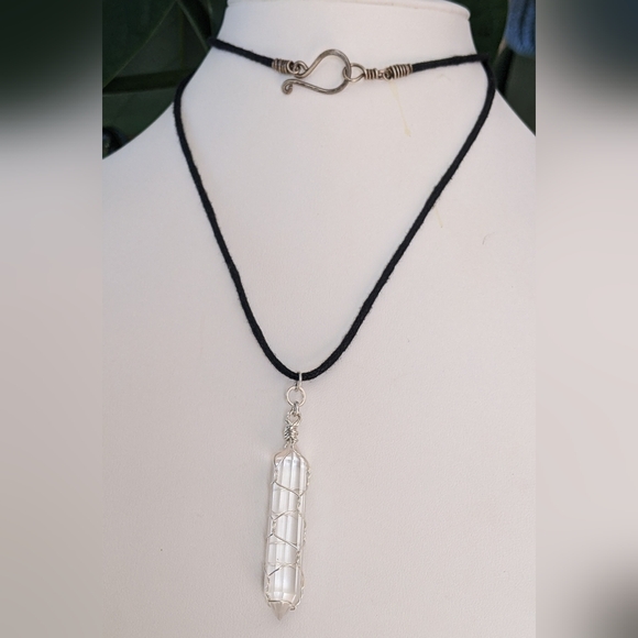 Healing Vogel Quartz Point Amulet Handmade Sterling Silver Basket Weave - Picture 4 of 16